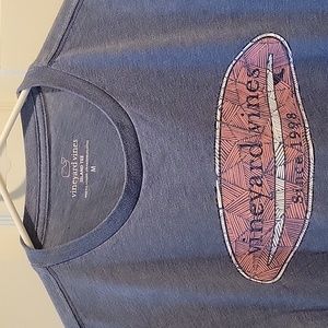 Vineyard Vines Island Tee Mens Short Sleeve Blue w/ surfboard logo across chest